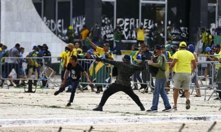 Golpistas do 8 de janeiro monitoravam segurança de Lula e planejavam raptar presidente